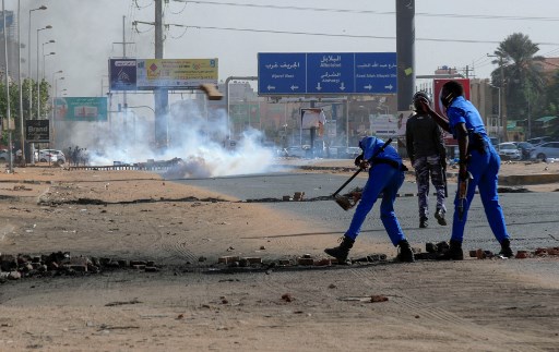 السودان إعتقال أربعة صحفيين في حملة قمعية ضد زعماء المعارضة